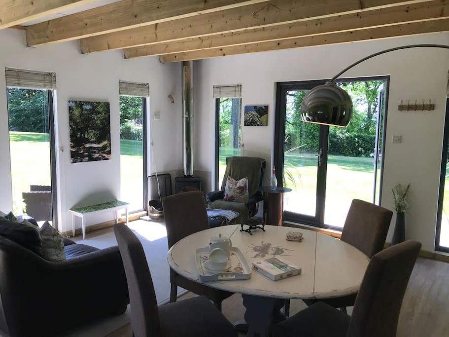 Log Cabin Rural Retreat In Beautiful Countryside Lapworth Eksteriør bilde